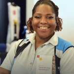 Folleto adventista ayuda a una trabajadora en su jornada de fe